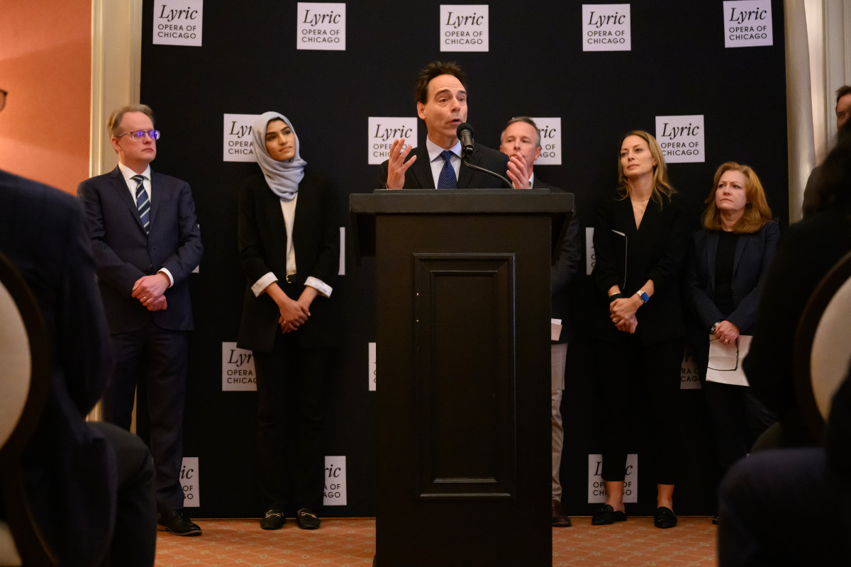 (Photo) Senator Stadelman speaking at a press conference.