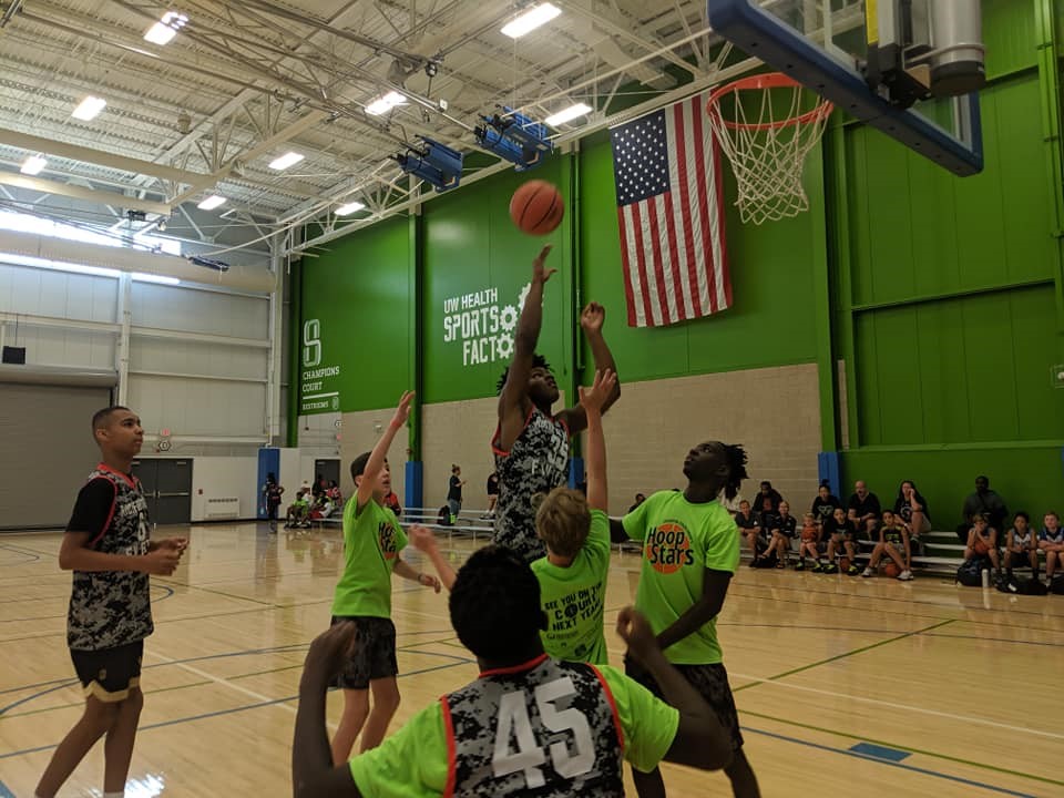 Hoopstars green walls