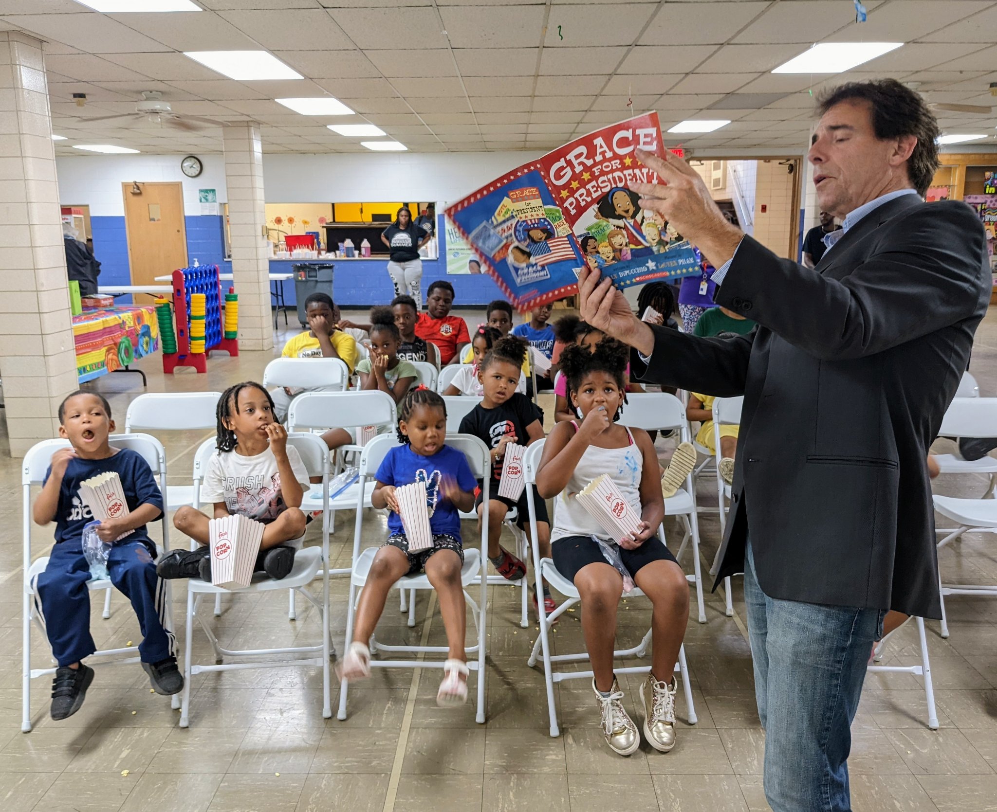 Stadelman reading to students